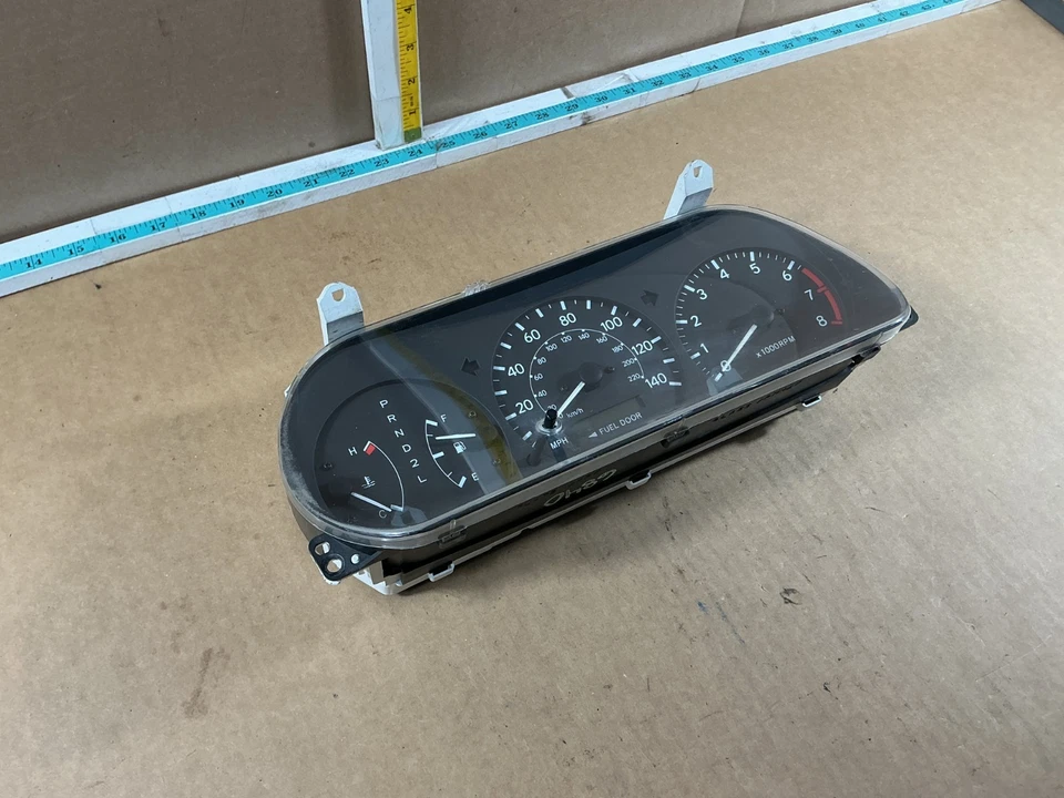 Conjunto de instrumentos velocímetro Toyota Solara 1999-2001 8380006011 - Imagem 4 de 4