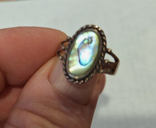 STERLING SILVER RING WITH ABALONE INLAY - SIZE 6.5