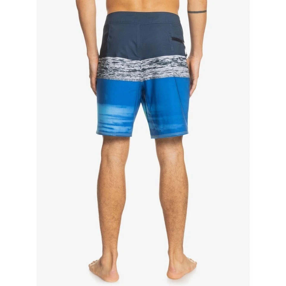 Quiksilver Surfsilk Panel 18'' Short de Bain Navy Blazer 2021 Costume New Surf S - Photo 2/3