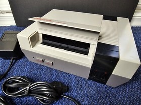 Nintendo Entertainment System NES Console NES-001 | 2 Controllers Pwr & TV Wire
