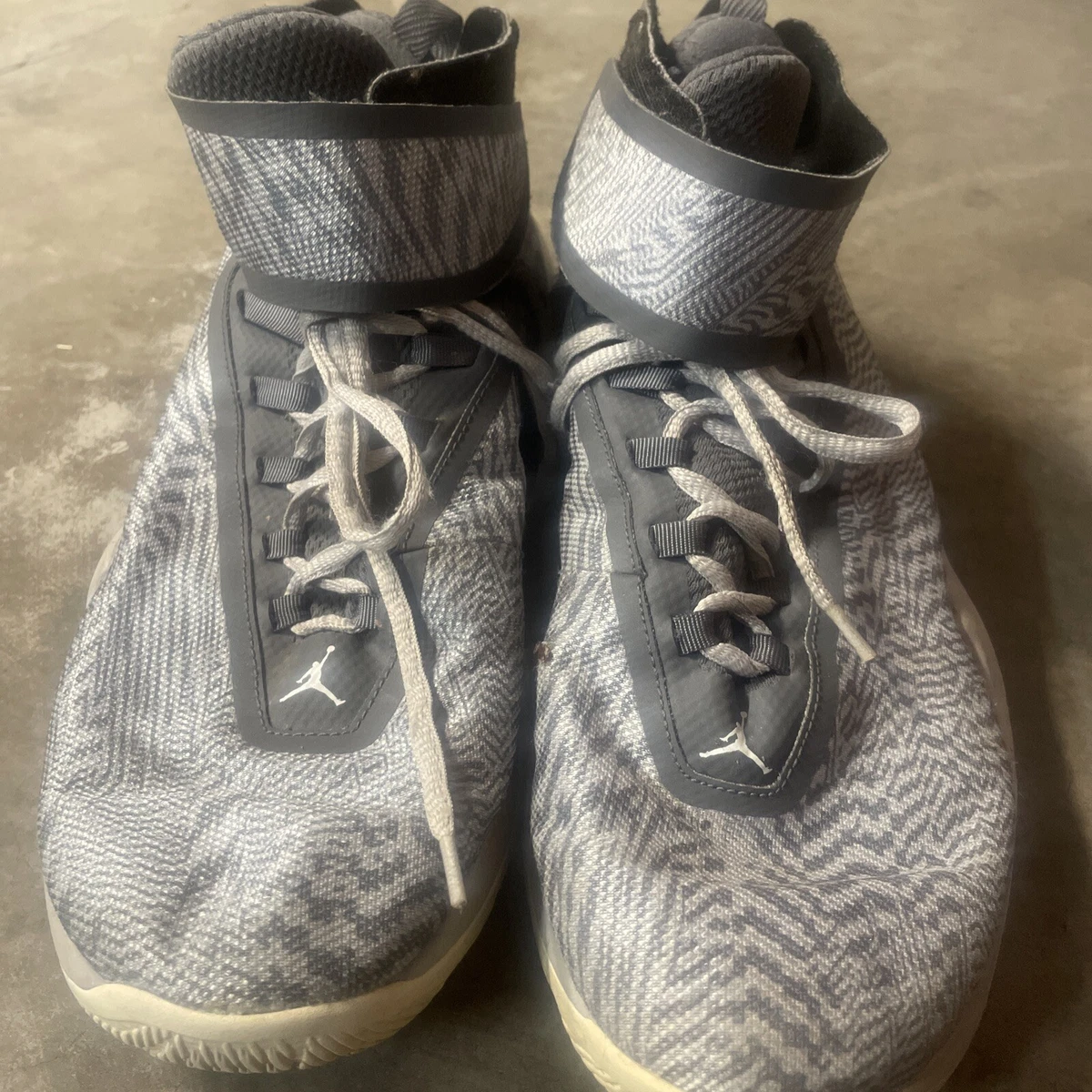 Jordan Fly Unlimited Wolf Grey for Sale | Authenticity  display picture 3