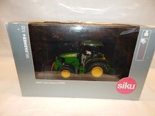 SIKU JOHN DEERE 5720 TRACTOR 4452 BOXED WITH DISPLY CASE 1:32