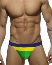 Men's Swimming Briefs Speedo Style Summer Sexy - Comfortable Swimwear - Size SM