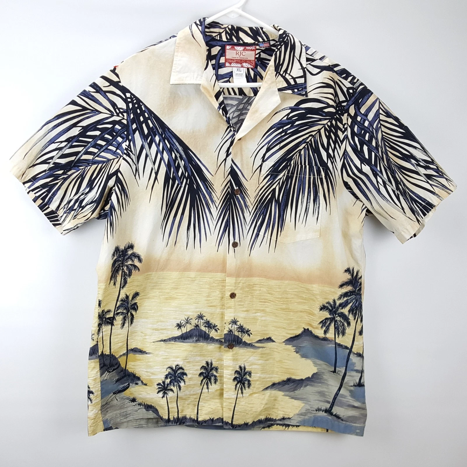 RJC Hawaiian Shirt Hawaii Mens Sz XL Palm Tree Ocean Beach Camp Resort