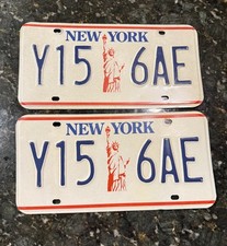 Vintage Pair Statue Of Liberty New York License Plates NY Plate T15- 6AE