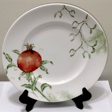 Lenox Winter Garden Pomegranate with Mistletoe Salad Lunch Plate 9"
