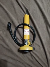 Vintage Keg Beer Tap Pump Kegerator Dispenser Johnson Enterprises *RARE SIZE*