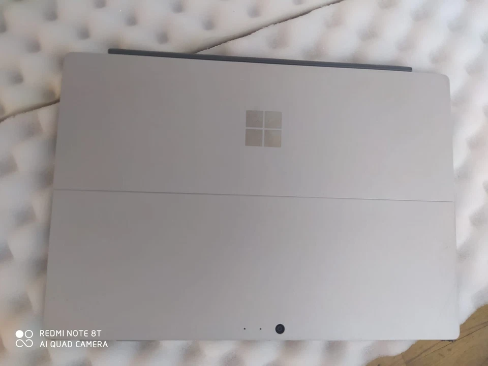 Microsoft Surface Pro 5 12,3" (Intel Core i5-7300U, 2,60GHz, 256Go SSD, 8Go RAM) - Photo 3/3