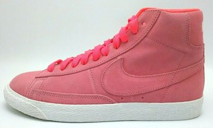 hot pink nike blazers