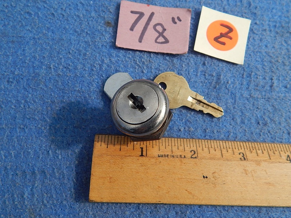 1950s Arcade Game Lock & Key ~ 7/8 inch - Illinois key MW 350 | eBay