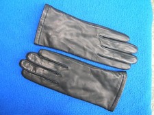 One Pair Preston  York Soft Black Leather Ladies Gloves Size Small