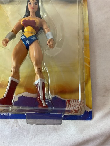 Figura de acción DC Direct JLA Classified Series 1 Wonder Woman NUEVA sellada sin usar, en caja - Imagen 11 de 12