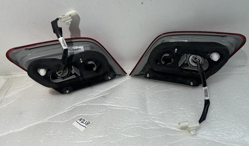 2010 2011 Toyota Camry OEM Inner Taillights Halogen Left Driver Right Passenger - Picture 15 of 16