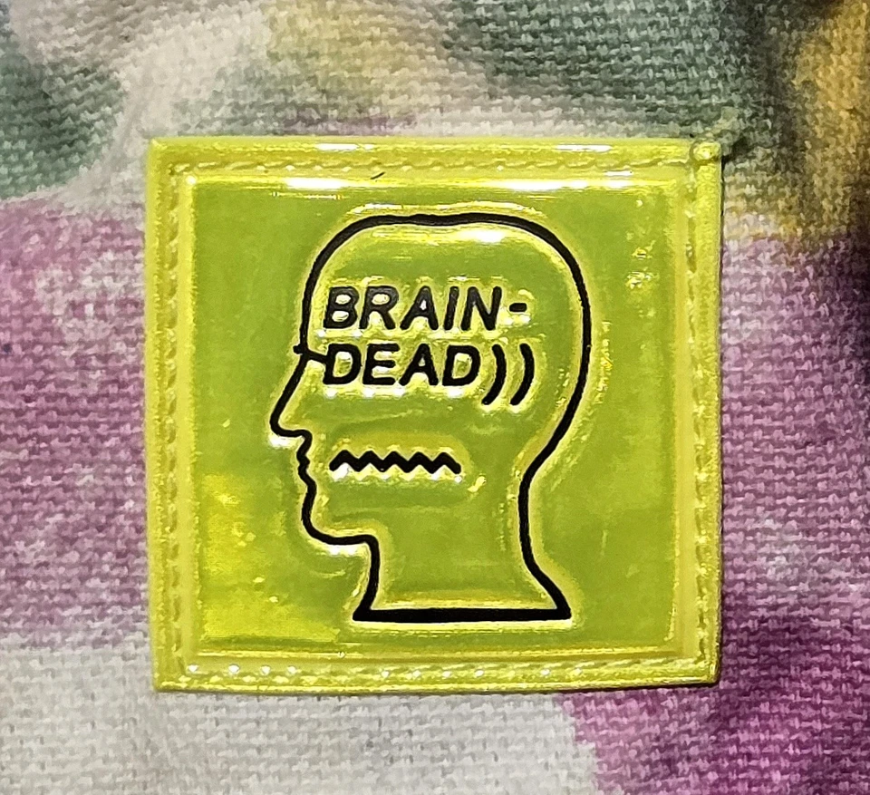 Sombrero cubo de lona Brain Dead tie dye talla aproximada 7 1/8 parche reflectante grande Foto 2 de 4