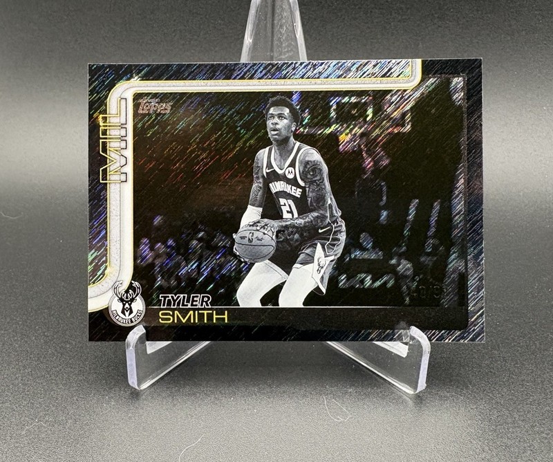 2025-26 Topps Basketball Blackout Surge Foil /99 Tyler Smith #60 Bucks Target