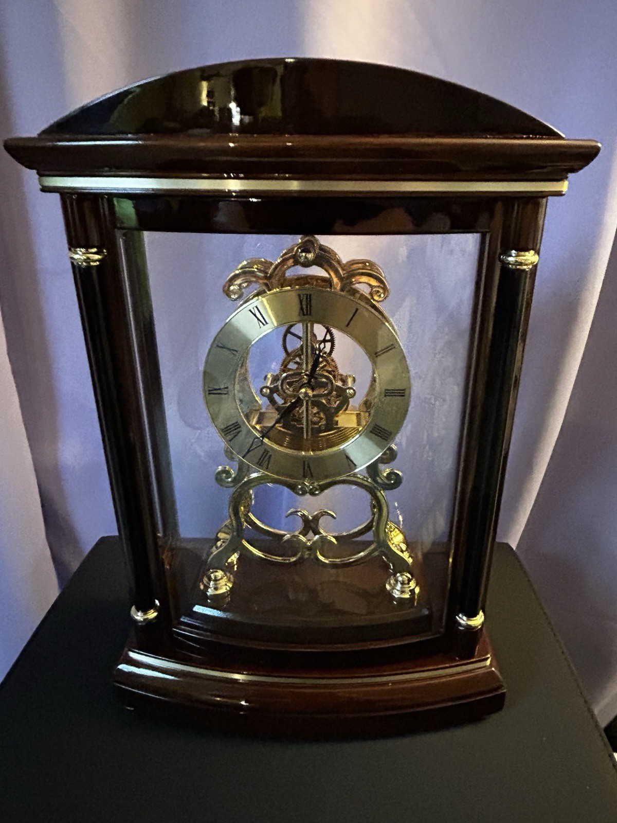 BULOVA - TABLE TOP MANTLE CLOCK " VALERIA" B2026