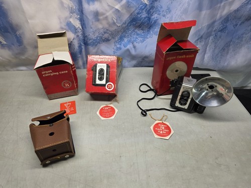 📸Vtg 1949 Argus Argo-Flex Seventy-Five Camera W/ Case Flash Original Boxes Tags - Picture 23 of 23
