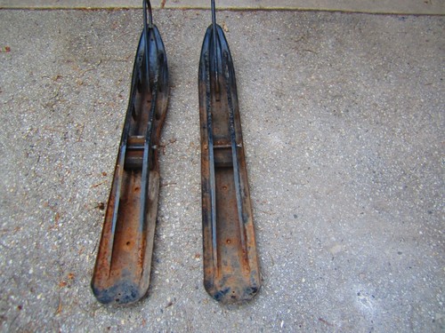 1994 POLARIS INDY CLASSIC 500 SET OF SKIS WELD BLK W/BOLTS  1820322-067,7515462 - Picture 4 of 24