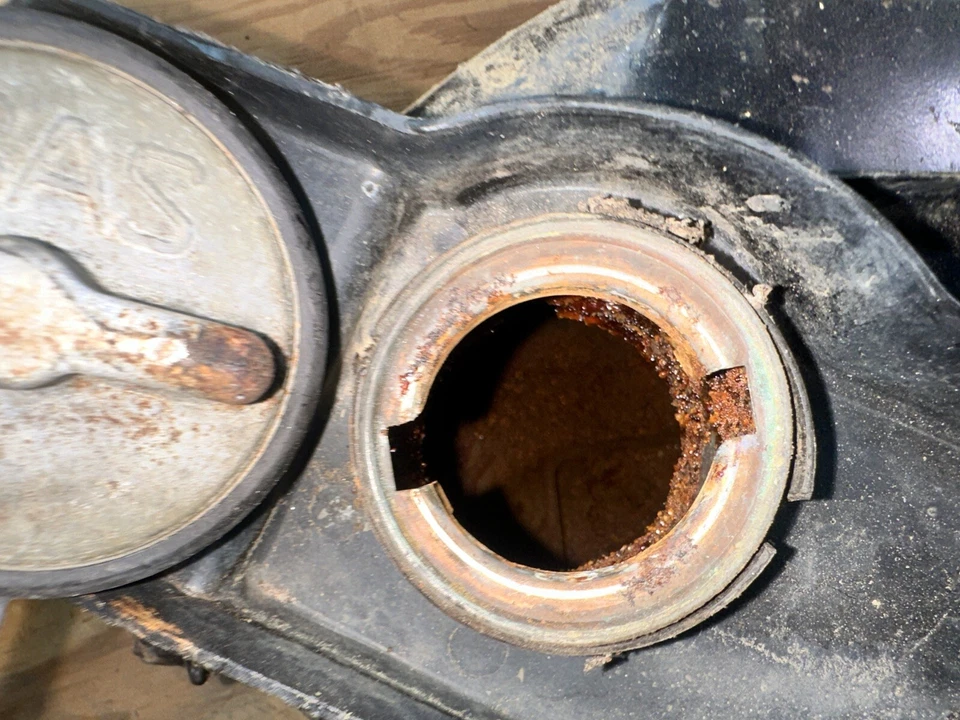 84-87 HONDA GOLDWING 1200 GL1200I TANQUE DE GASOLINA INTERESTATAL DEPÓSITO DE GASOLINA Foto 3 de 4