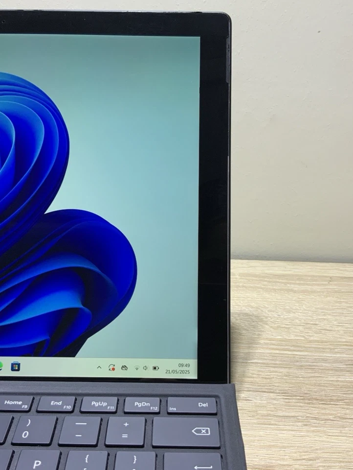 Microsoft Surface Pro 7 Plus 1960 WINDOWS 11 Pro Core i5 11th Gen 8GB 256GB SSD - Image 4 of 4