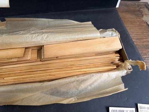 Vintage NOS Maxwell Model Railroad Hobby Kit, "O OLD GRIST MILL", All Wood - Picture 6 of 9