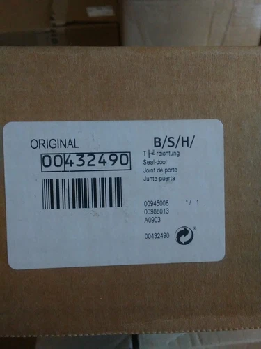 00432490 - Bosch Dishwasher Door Seal, Lower