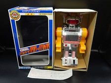 1984 vintage Yonezawa Japan LAUGHING ROBOT silver battery operated space toy BOX