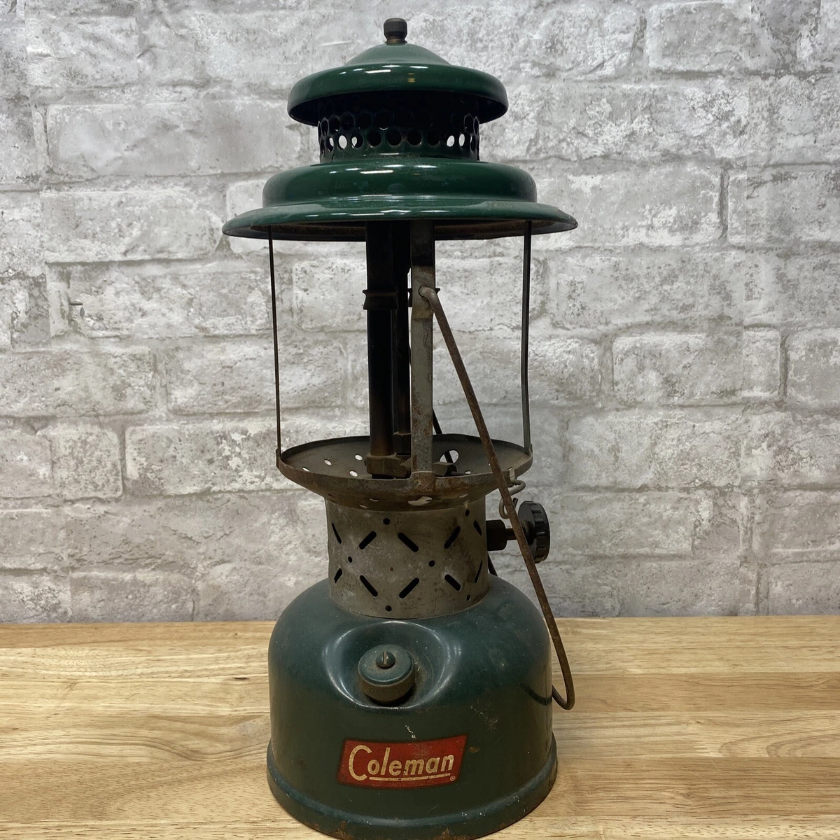 Coleman 2 on sale mantle kerosene lantern