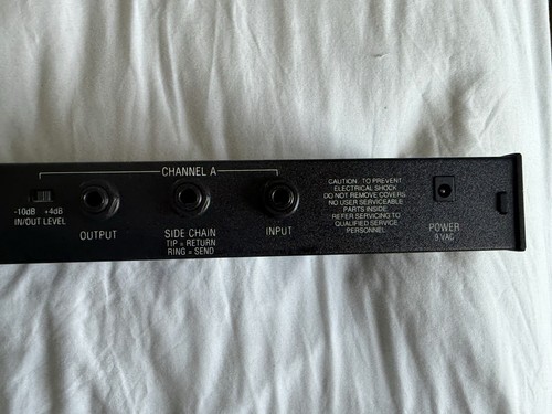 Fostex De-10 Effects Processor - Picture 3 of 3