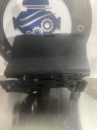 PEUGEOT PARTNER/CITROEN BERLINGO 1.6 HDI GLOVE BOX 9680931677