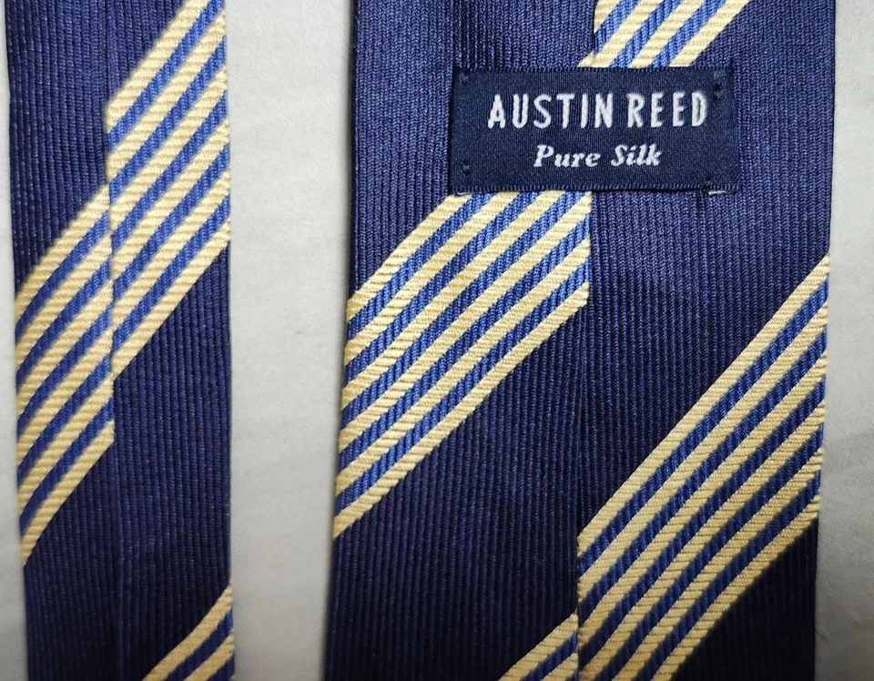 Corbata Austin Reed Azul Rayas Hecha en Inglaterra 100% Seda Foto 2 de 4