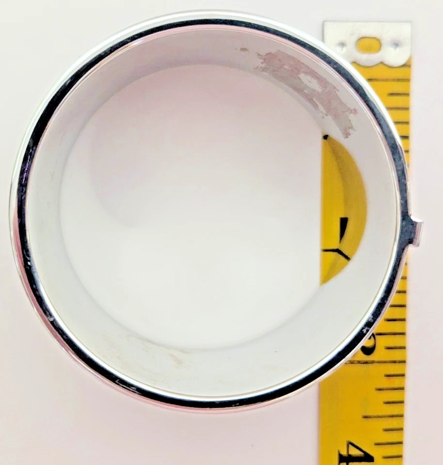 Brazalete Vince Camuto Declaración/Pista Granate con Tono Plateado, Firmado en el Exterior Foto 4 de 4