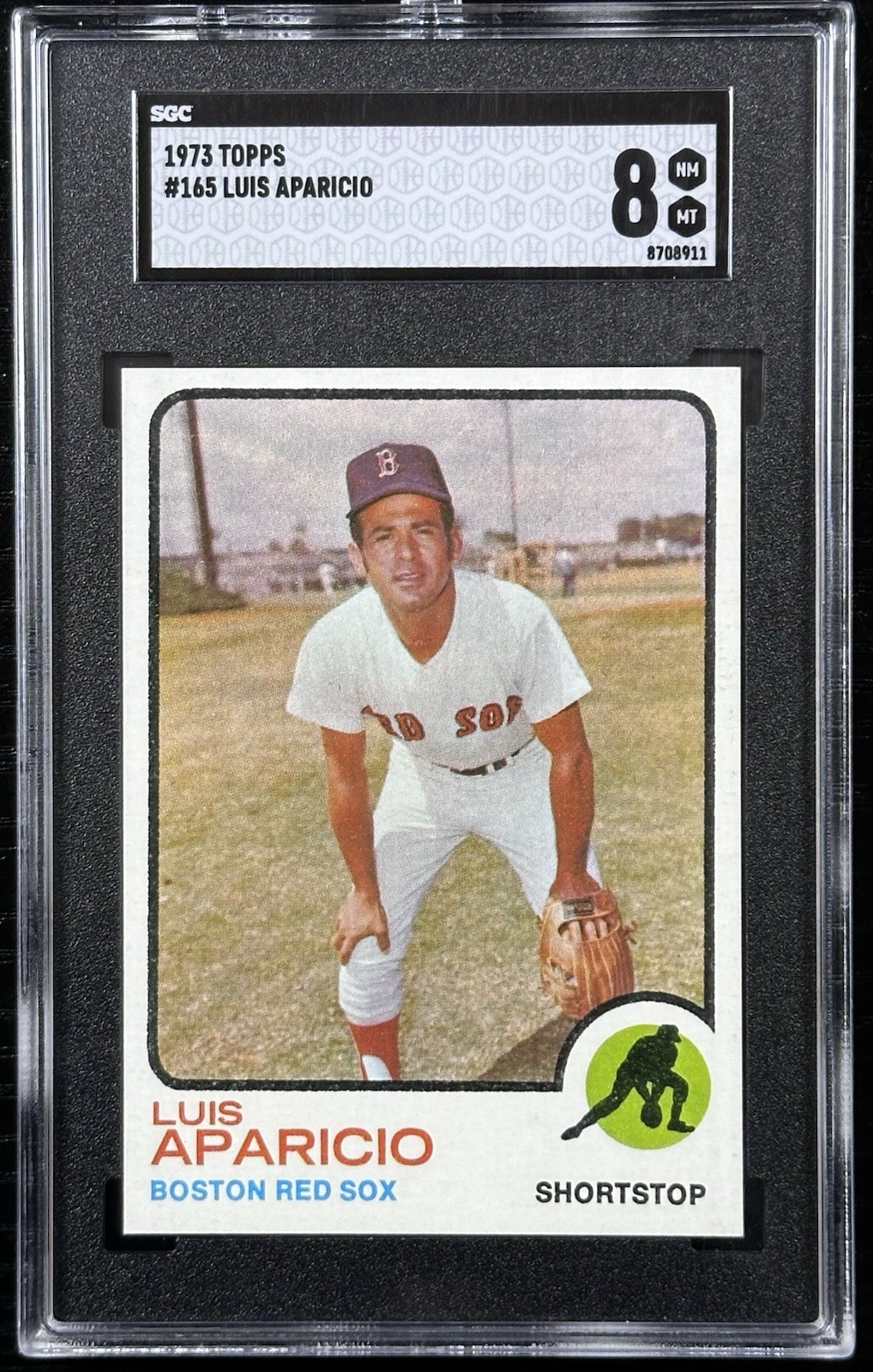1973 Topps LUIS APARICIO #165 SGC 8 Red Sox HOF