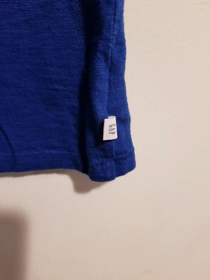 Gap Star Wars Stormtrooper Boy's T-Shirt Size S (6-7)/P Regular Brilliant Blue - Image 4 of 4