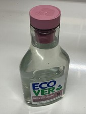 Ecover Delicate Laundry Liquid Wool & Silk Waterlily & Honeydew 16 Washes 750ml.