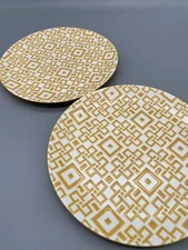 Crate and Barrel Kate Spain Chase Luncheon Salad Plates Yellow 8.5" Set Of 2