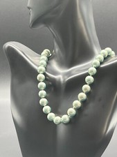 Gorgeous Light Green Bead Necklace.
