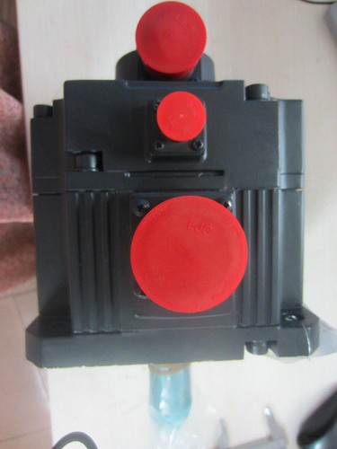 One New MITSUBUSHI HC-SF202BK AC SERVO MOTOR HCSF202BK Expedited Shipping - Picture 1 of 2