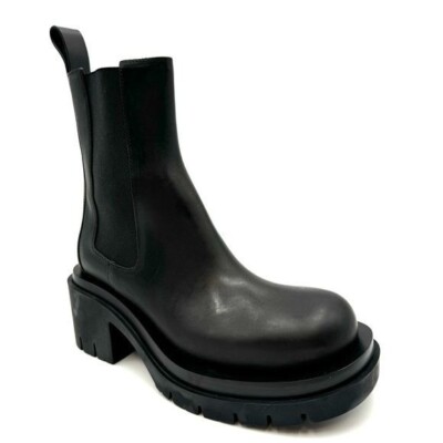 BOTTEGA VENETA Leather Chelsea Boots