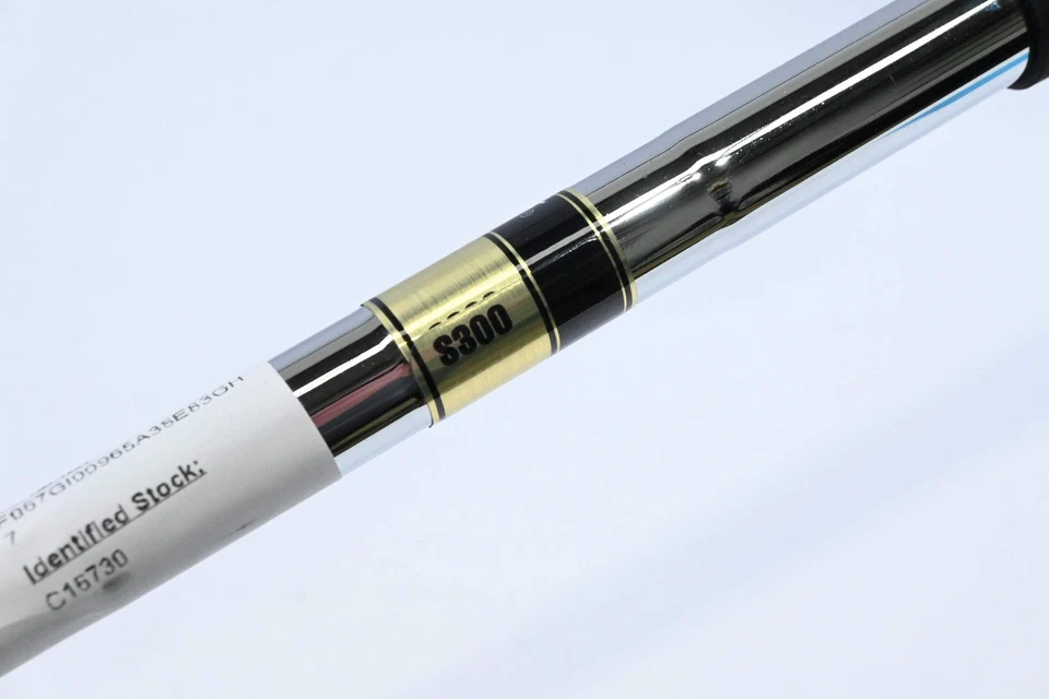 Cleveland RTX-4 Sand Wedge / 56 Degree / Stiff Flex Dynamic Gold S300 Shaft - Image 4 of 4