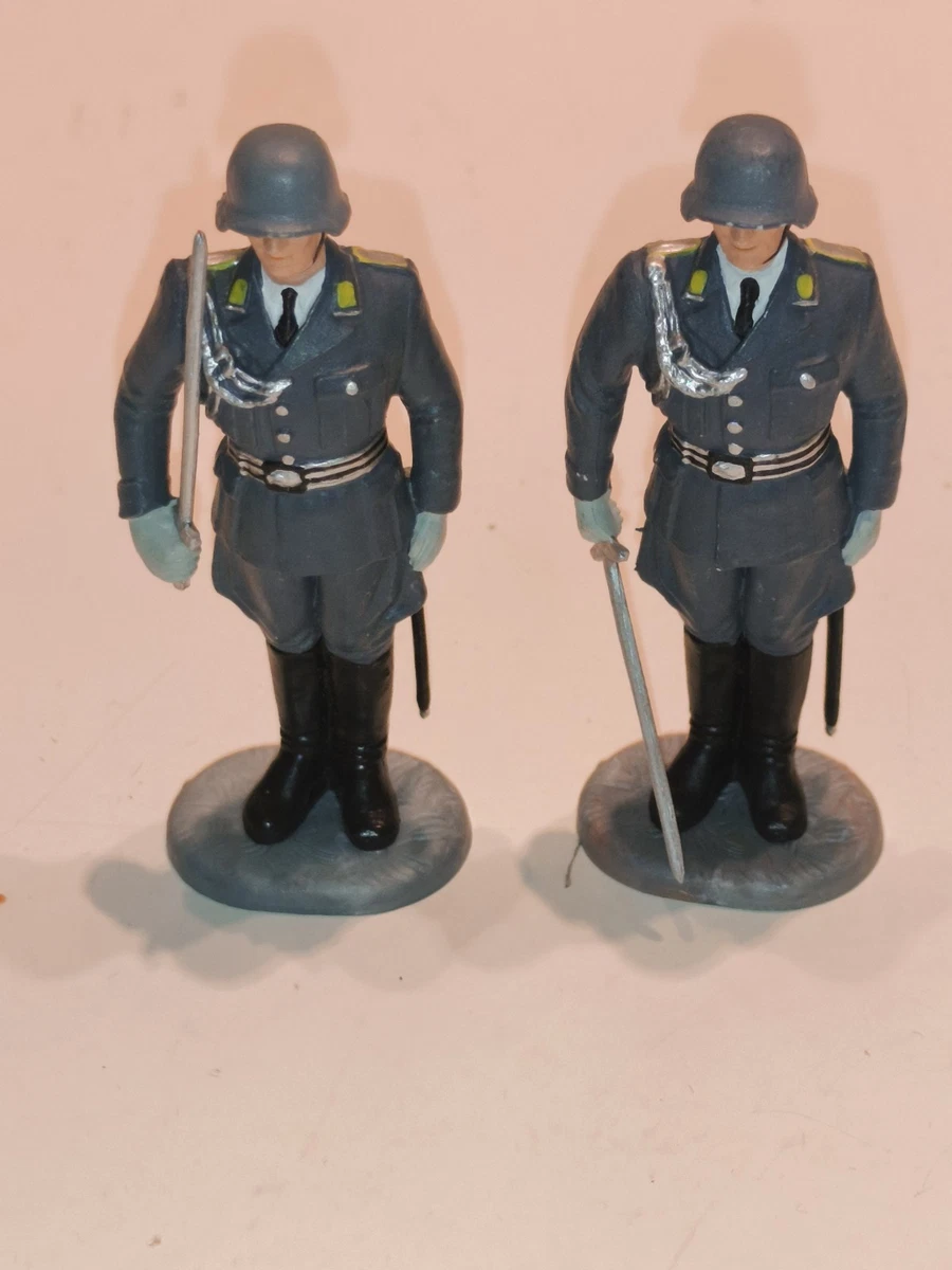 ANCIEN STARLUX / Soldat au Défilé EUR 2,50 - FR