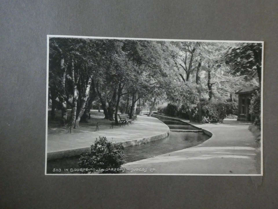 1930s Booklet of 12 Mounted Real Photo Postcards of Bournemouth, Dorset - Image 4 of 4