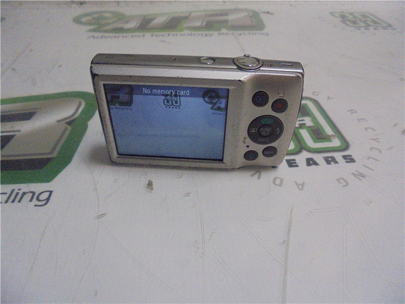 Canon PowerShot ELPH180 Digital Camera