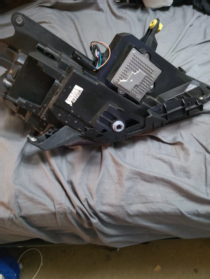 Conjunto de faros izquierdos usados se adapta a: 2013-2016/2017 GMC Acadia sin HID Foto 2 de 3