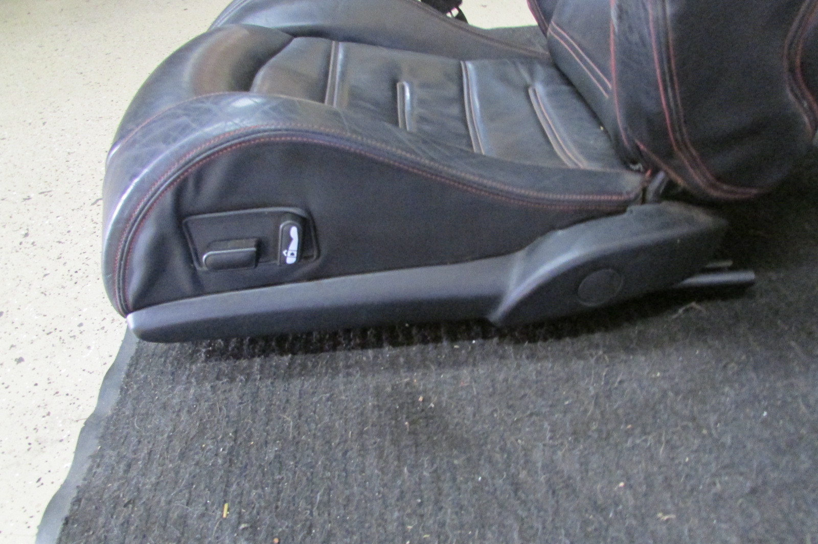 Ferrari F430 LH, Left Front Seat, Power, Black/Red Stitch, Used