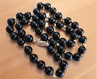 14K YELLOW GOLD BEADS & BLACK ONYX 8MM BEADS STRAND NECKLACE SAFETY CLASP -19.5" — photo 5