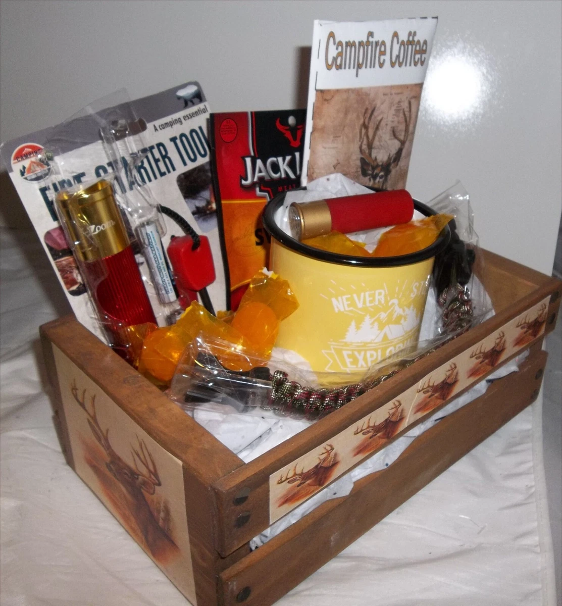 Details 157+ wooden gift basket best kenmei.edu.vn