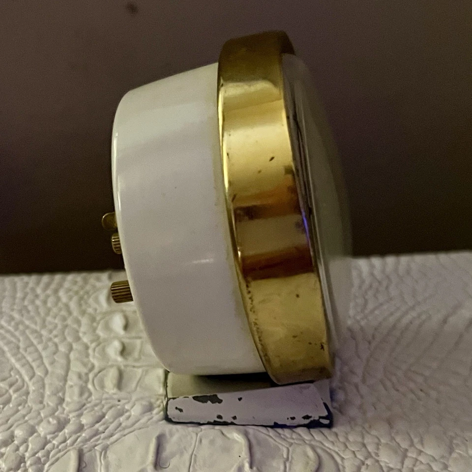 Vintage Westclox Baby Ben Style 8 Wind Up Alarm Clock Gold and White/Cream 53632 - Image 2 of 4