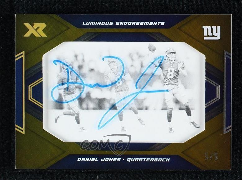 Daniel Jones Panini XR Luminous Endorsements Autographs #LEDJ Gold