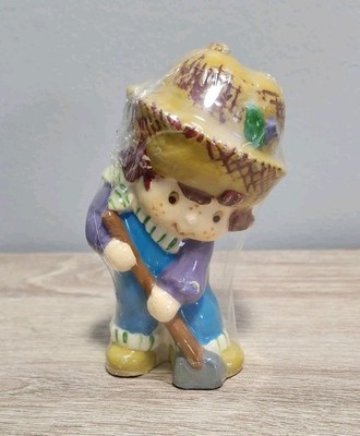 Vintage Strawberry Shortcake Huckleberry Pie Candle Grape Scent Unopened 
